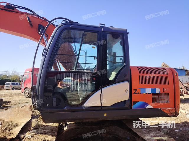 日立ZX130-5A挖掘机
