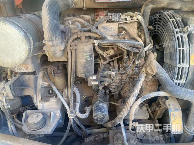 发动机整体俯视（整机外观）