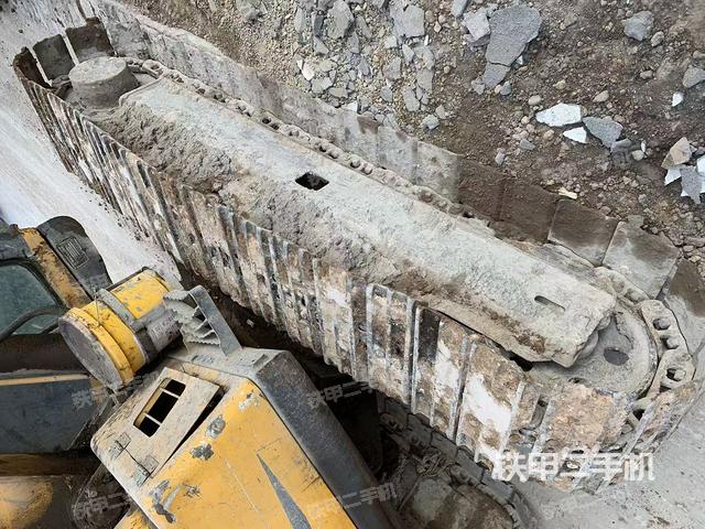 单侧履带整体（整机外观）