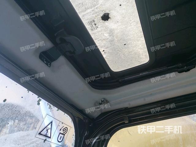 座椅后部（驾驶室部分）