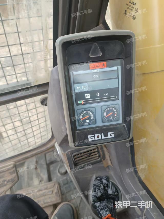 显示屏 （驾驶室部分）