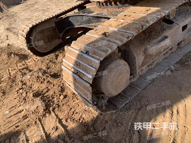 单侧履带整体（整机外观）