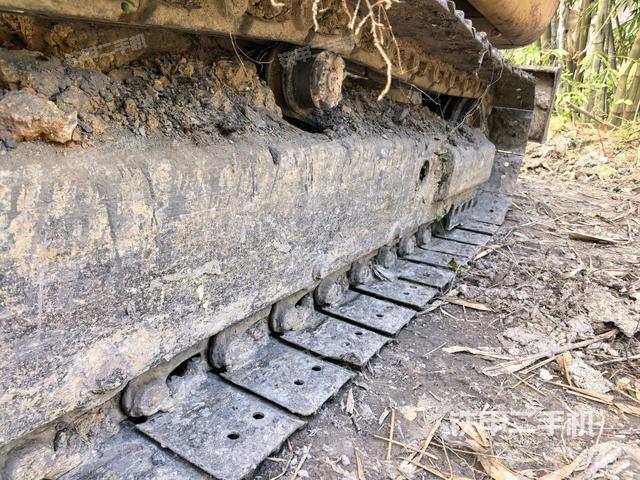 左侧履带整体 （行走机构）