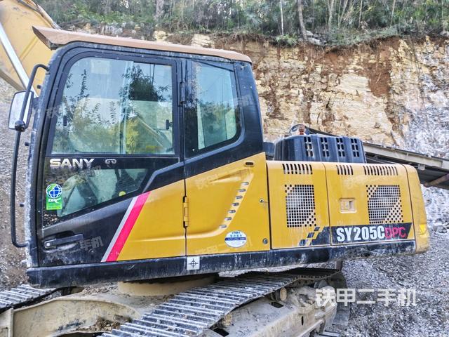 驾驶室左后45度（驾驶室部分）