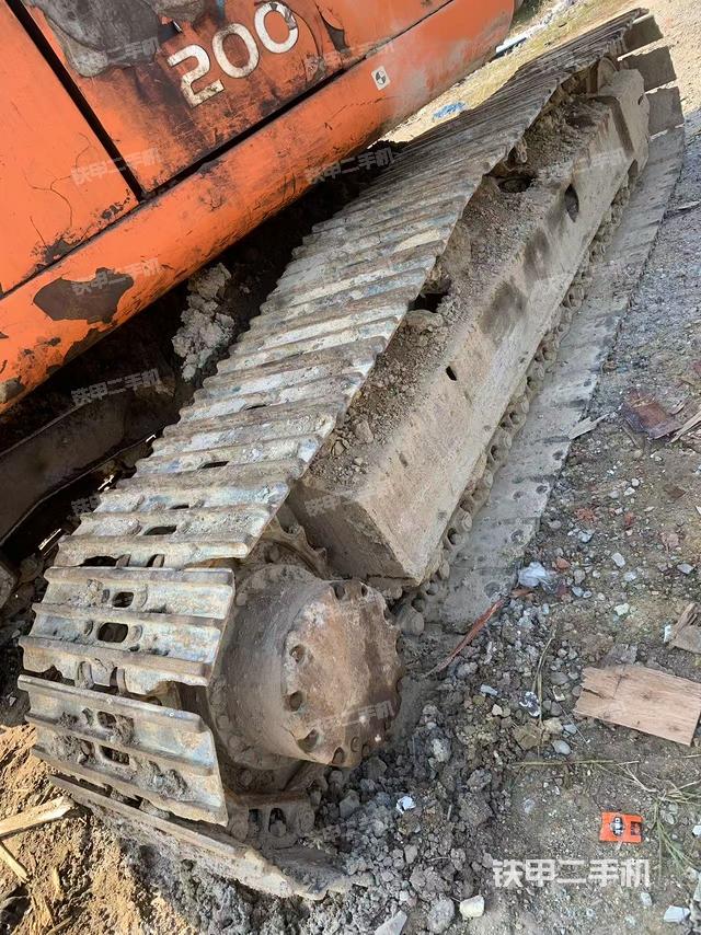 单侧履带整体（整机外观）