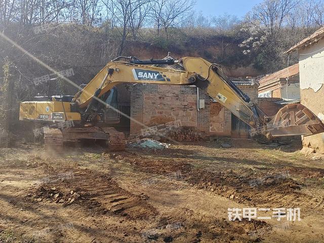 三一重工SY215C挖掘机