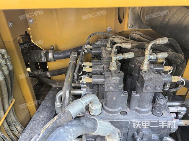 驾驶室顶部俯视（上车部件）