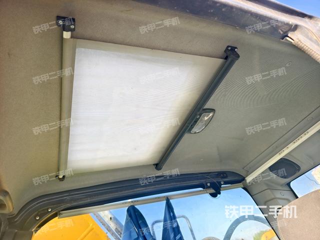 顶棚整体（驾驶室部分）