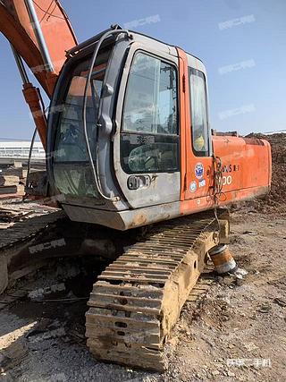 日立ZX200LC-HHE挖掘机实拍图片