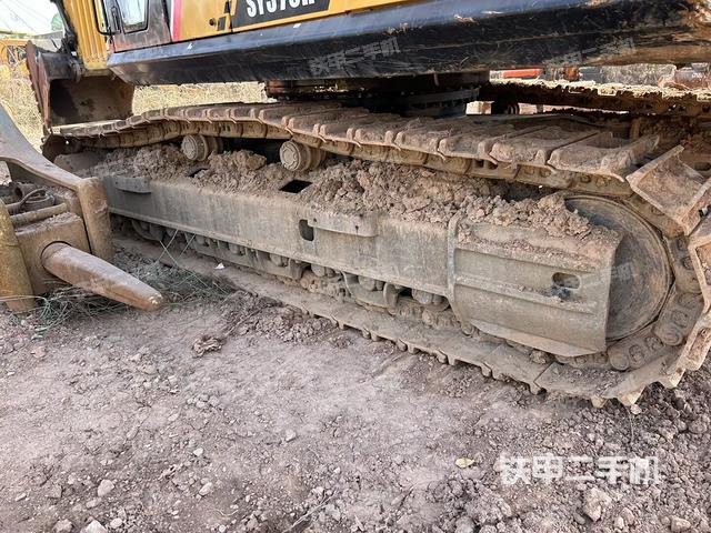 右侧履带整体（行走机构）