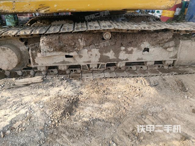 左侧履带整体 （行走机构）