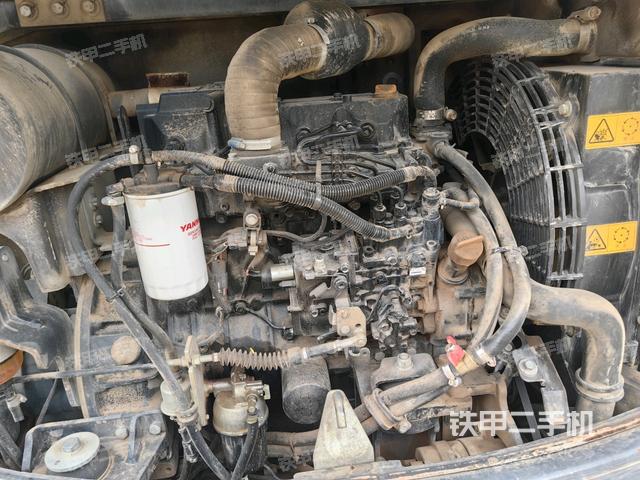 发动机室（上车部件）