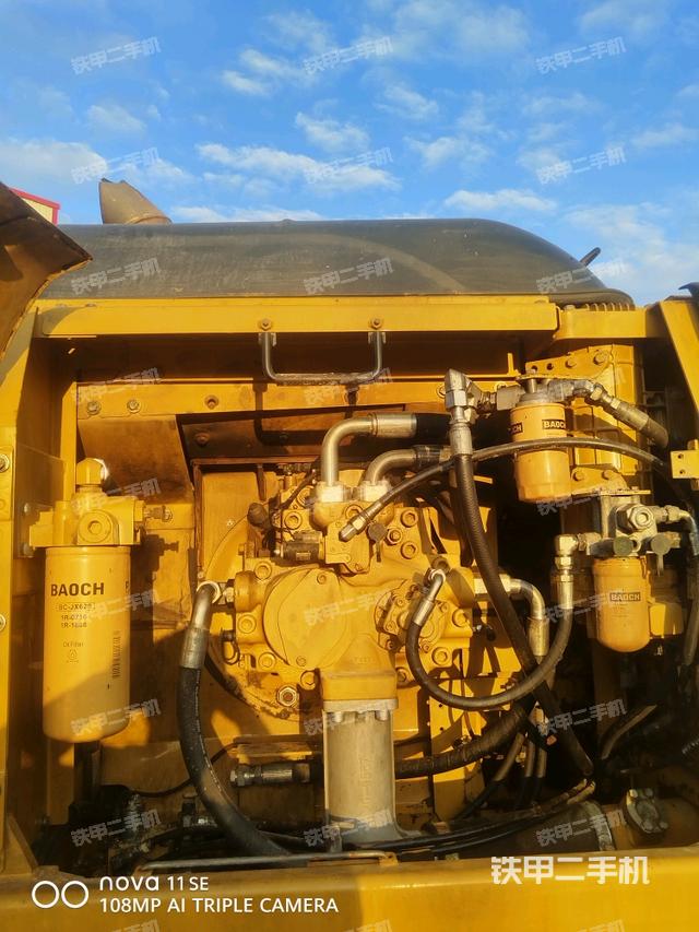 液压泵斜45 左（大件舱室）