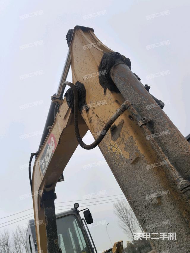 小臂整体右前（工作和回转装置）