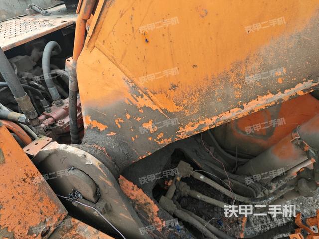 大臂根部 斜视（工作和回转装置）