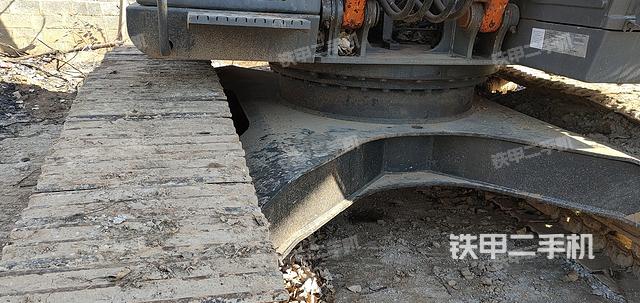 单侧履带整体（整机外观）