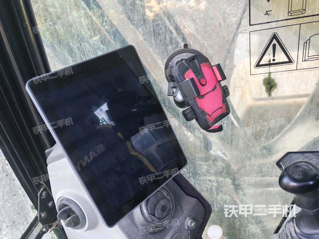 显示屏 （驾驶室部分）