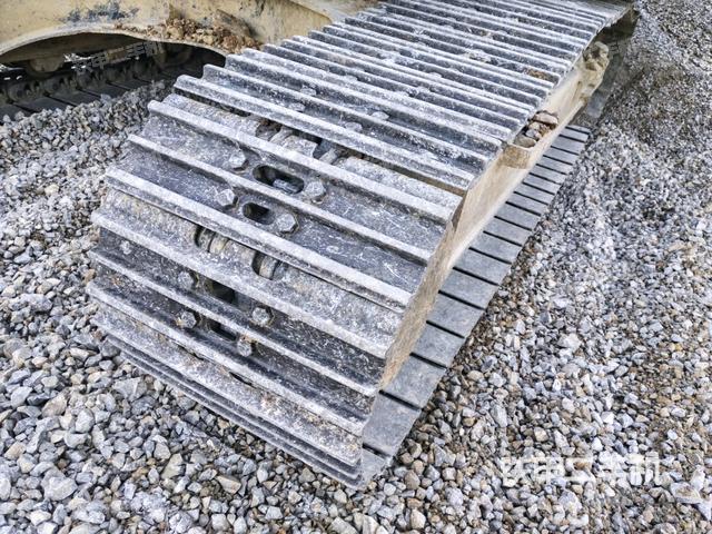 右侧履带整体（行走机构）