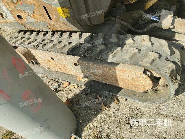 右侧履带整体 （行走机构）