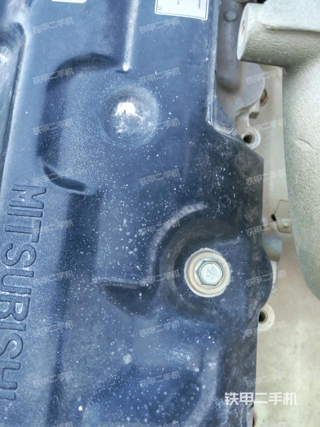 中央回转接头特写（上车部件）