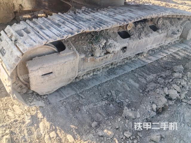 单侧履带整体（整机外观）