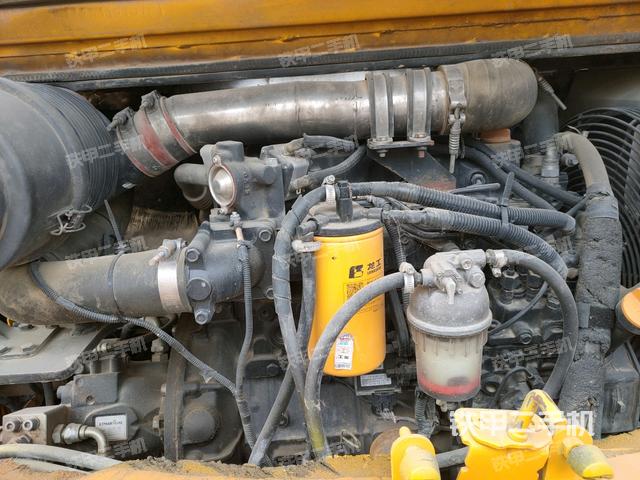 发动机整体俯视（整机外观）