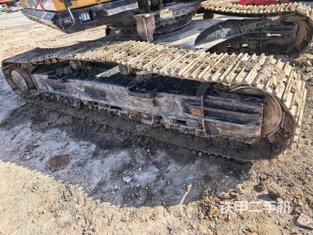 单侧履带整体（整机外观）