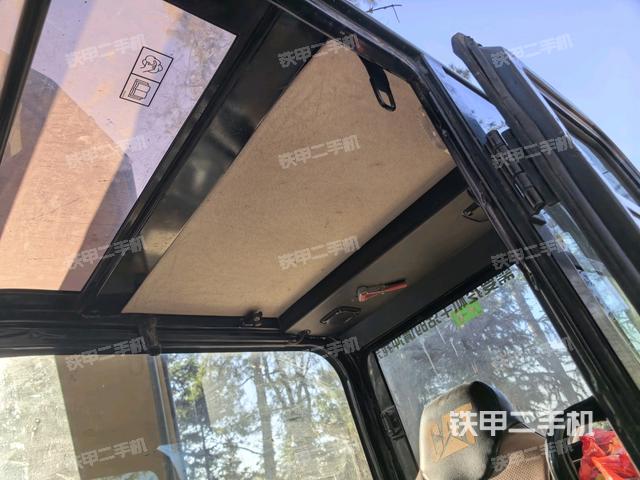 顶棚整体（驾驶室部分）