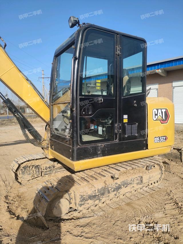 驾驶室整体（整机外观）