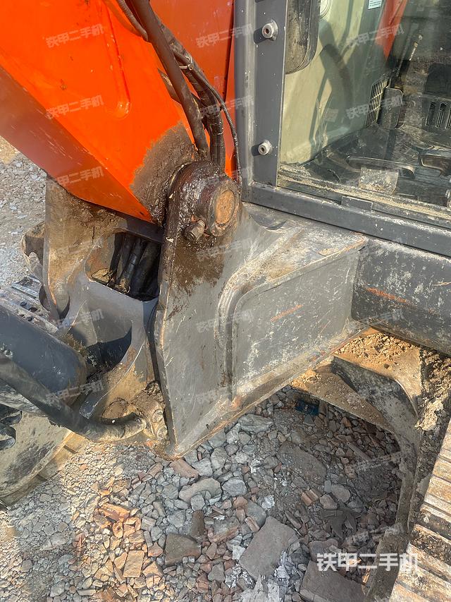 驾驶室整体（整机外观）