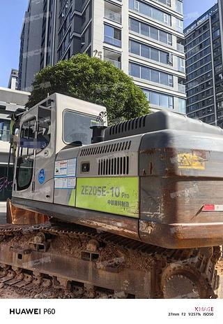 中聯(lián)重科ZE205E-10挖掘機(jī)實(shí)拍圖片