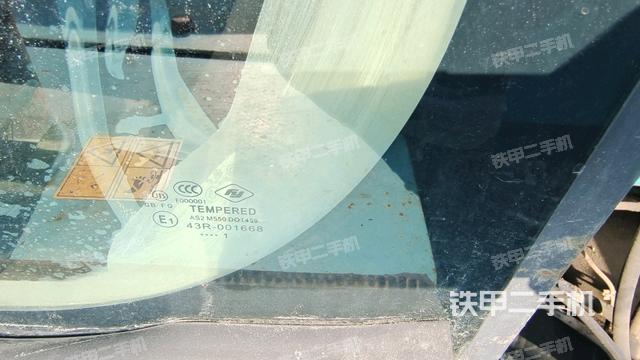 后窗玻璃角标（驾驶室部分）