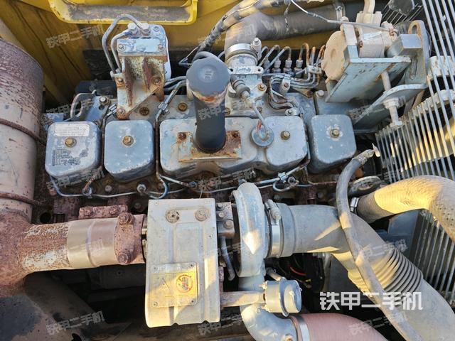 发动机室（上车部件）