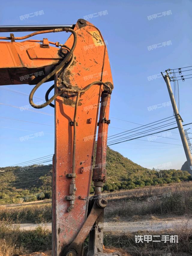 小臂整體左后（工作和回轉(zhuǎn)裝置）