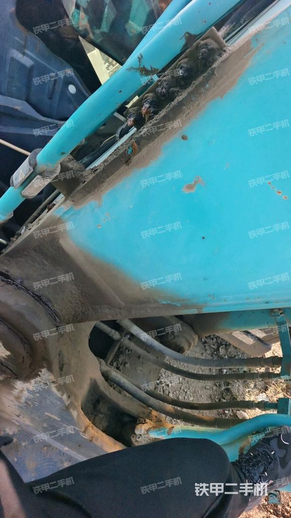 大臂根部 斜视（工作和回转装置）