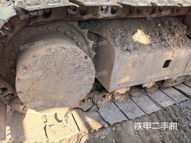 右侧行走马达盖板（行走机构）