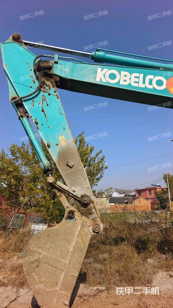 小臂整体左后（工作和回转装置）