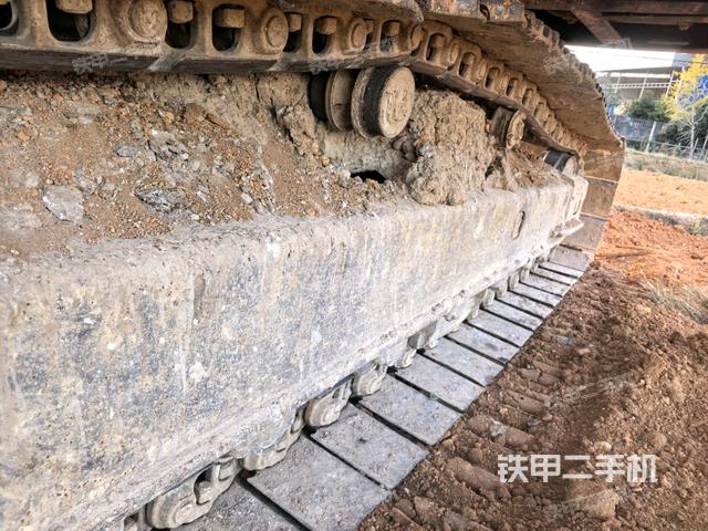 右側(cè)行走馬達(dá)蓋板（行走機(jī)構(gòu)）