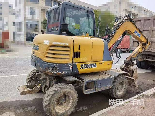 整机右后45°（整机外观）