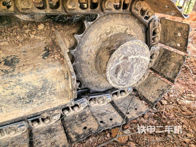 左驱动轮（行走机构）