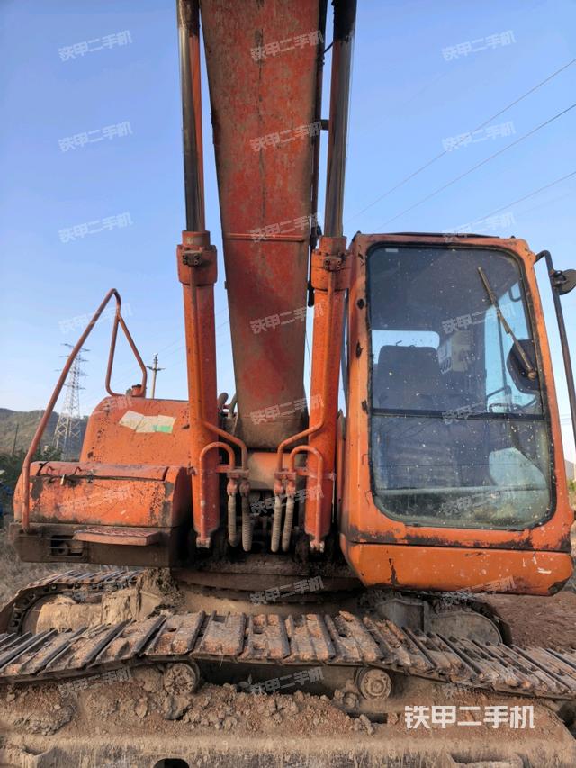 大臂油缸整體?豎拍（工作和回轉(zhuǎn)裝置）