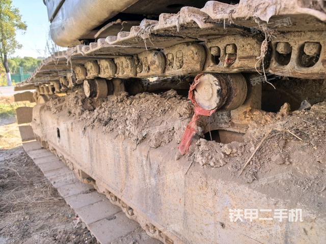 右侧履带整体（行走机构）