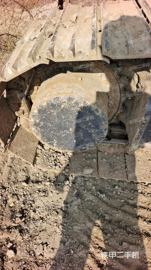 左驱动轮（行走机构）