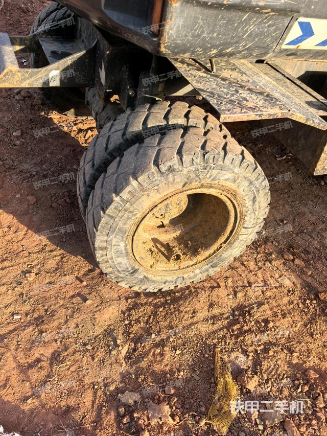 单侧履带整体（整机外观）