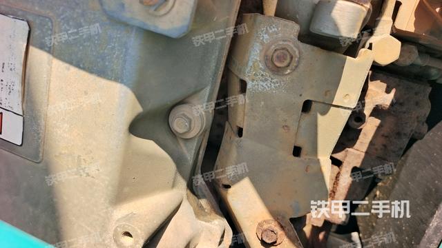 气门室盖螺丝特写（上车部件）