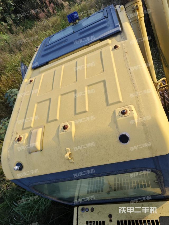 驾驶室顶部俯视（上车部件）