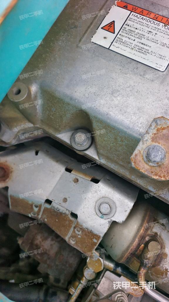 气门室盖螺丝特写（上车部件）