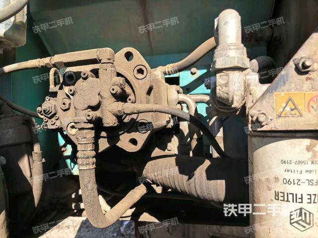 液压泵斜45 左（大件舱室）