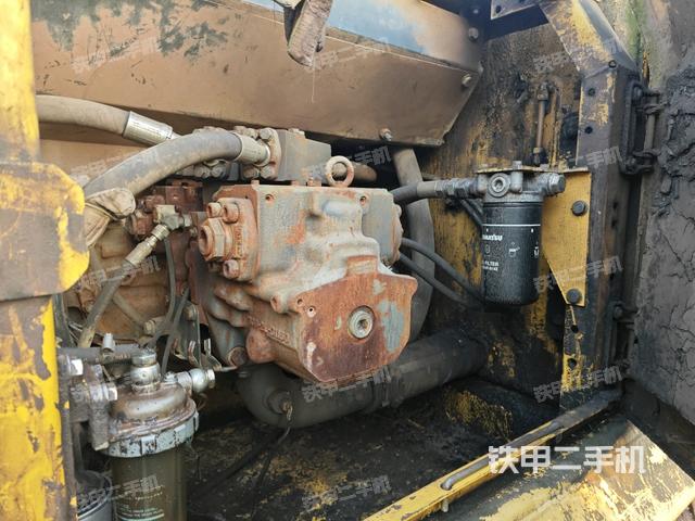 液压泵斜45 右（大件舱室）