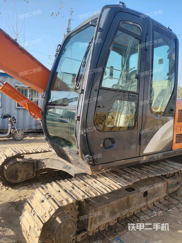 驾驶室整体（整机外观）